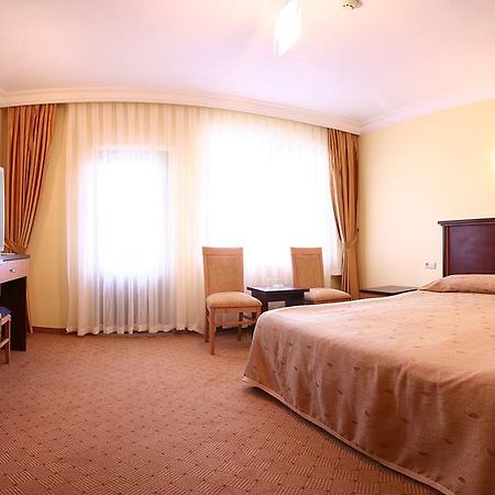 Kozakli Grand Termal Hotel Стая снимка